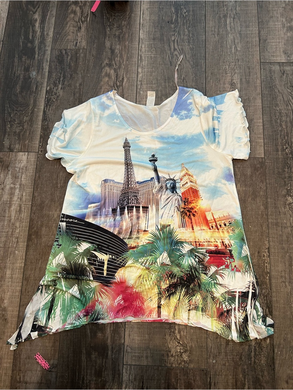 SO Light Blue Tie-Dye Scoop Statue Of Liberty Top. Pat1